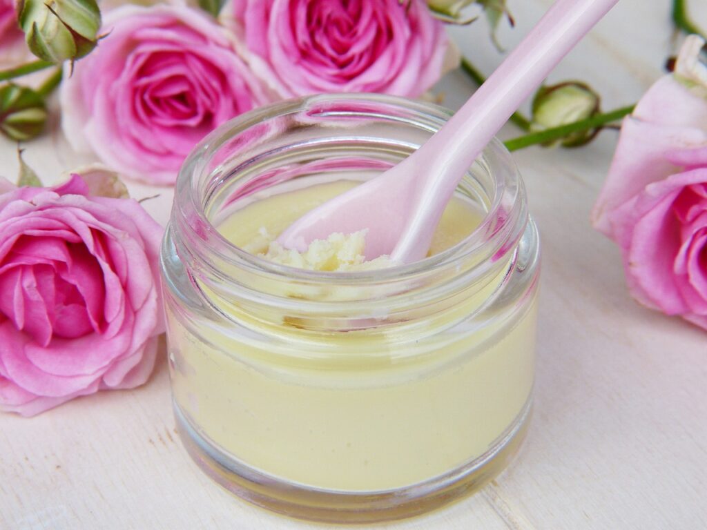 Does Retinol Help With Acne Scarring? A Detailed Look Does Retinol Help With Acne Scarring? A Detailed Look